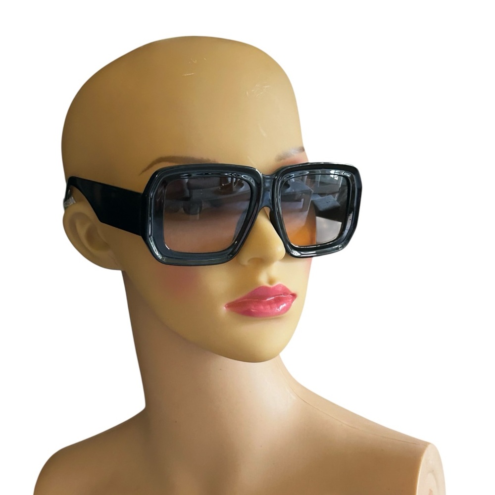 Classy Black Oversized Ombre Sunglasses shaded Dark to Light Lenses NWOT - Picture 7 of 15